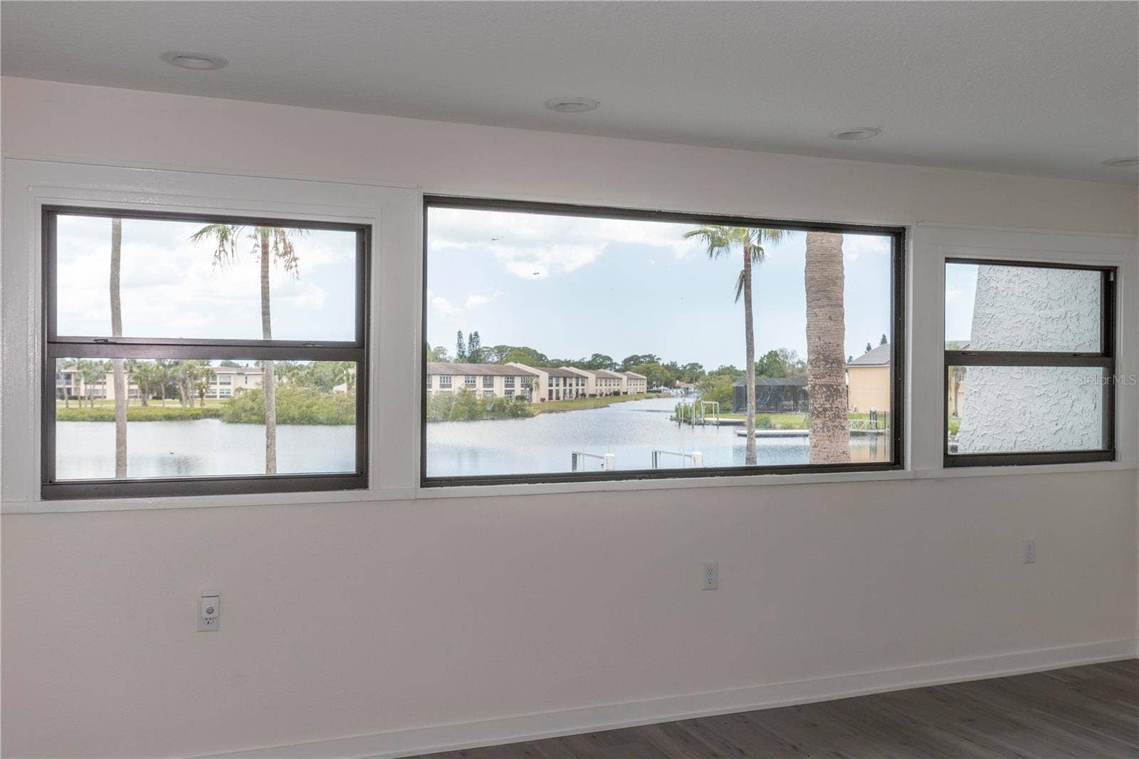 5303 SEA FOREST DRIVE, New Port Richey, FL 34652 5303 SEA FOREST DRIVE, New Port Richey, FL 34652