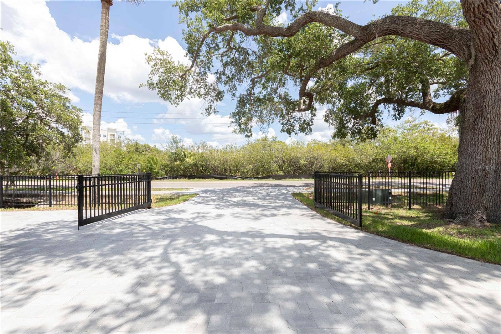 5303 SEA FOREST DRIVE, New Port Richey, FL 34652 5303 SEA FOREST DRIVE, New Port Richey, FL 34652
