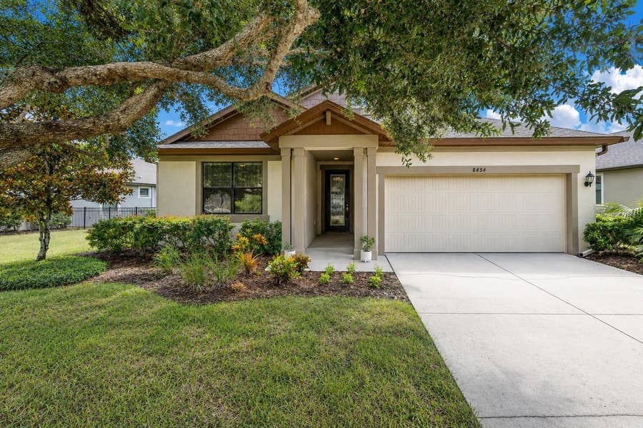 Property photo for 8454 MAY PORT COURT, Land O Lakes, FL
