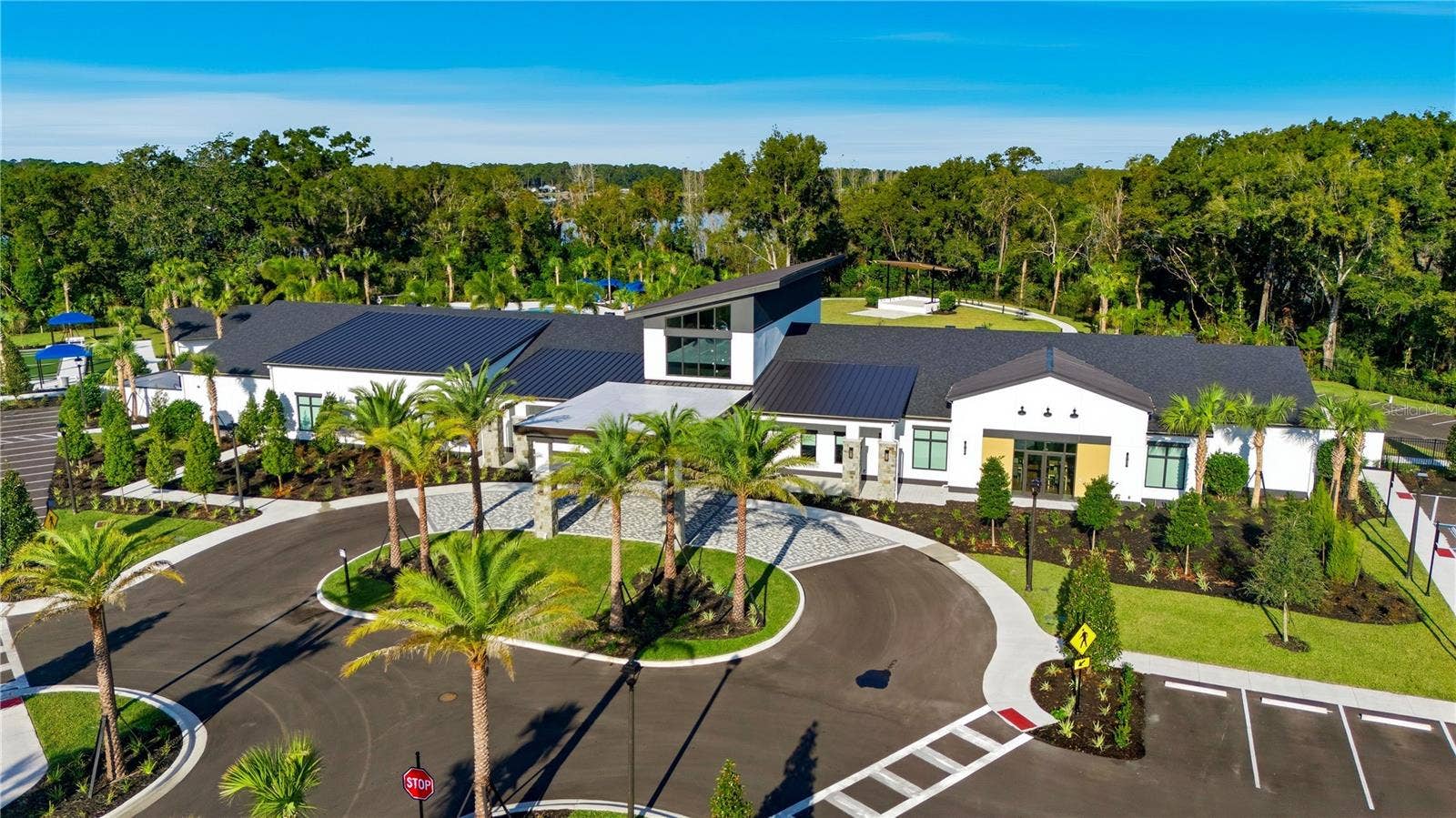1242 CRESSWIND BOULEVARD, DeLand, FL 32724