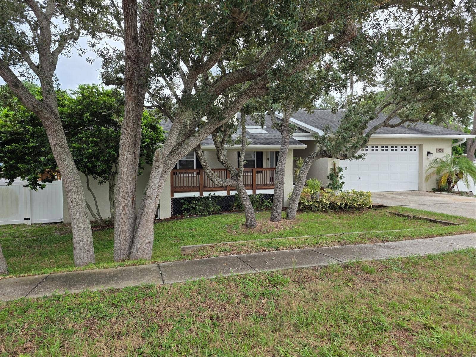 1033 ROSETREE LANE, Tarpon Springs, FL 34689
