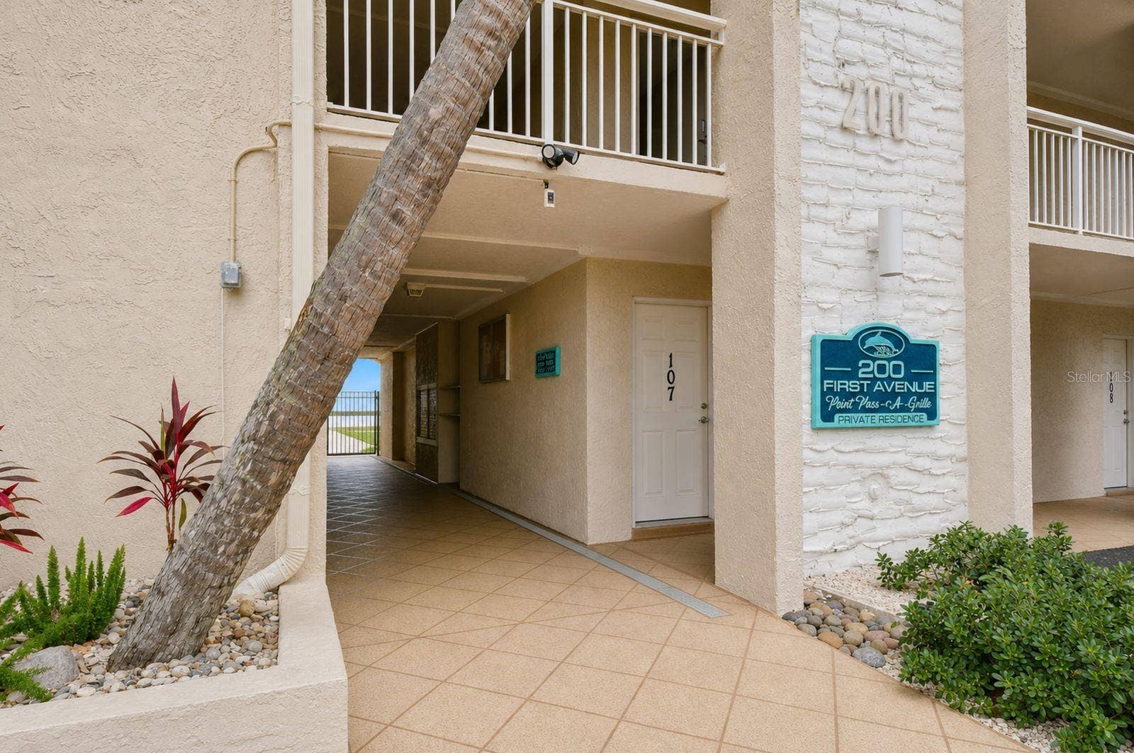 200 1ST AVENUE, #207, St Pete Beach, FL 33706 200 1ST AVENUE, #207, St Pete Beach, FL 33706