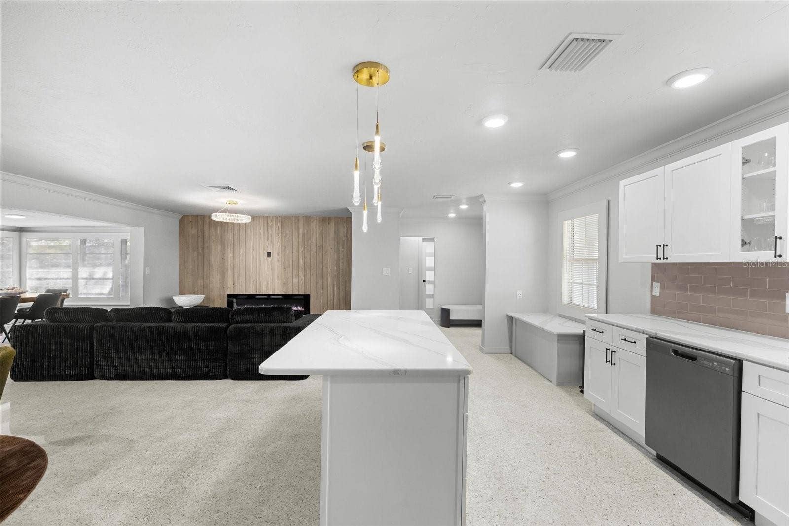 10001 S YACHT CLUB DRIVE, Treasure Island, FL 33706 10001 S YACHT CLUB DRIVE, Treasure Island, FL 33706