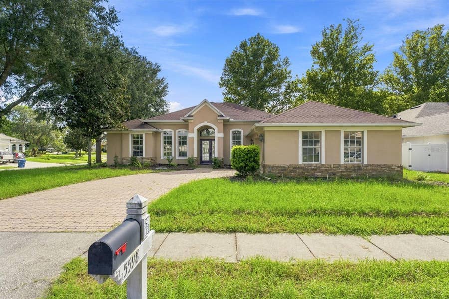 Property photo for 5598 THORNGROVE WAY, Spring Hill, FL