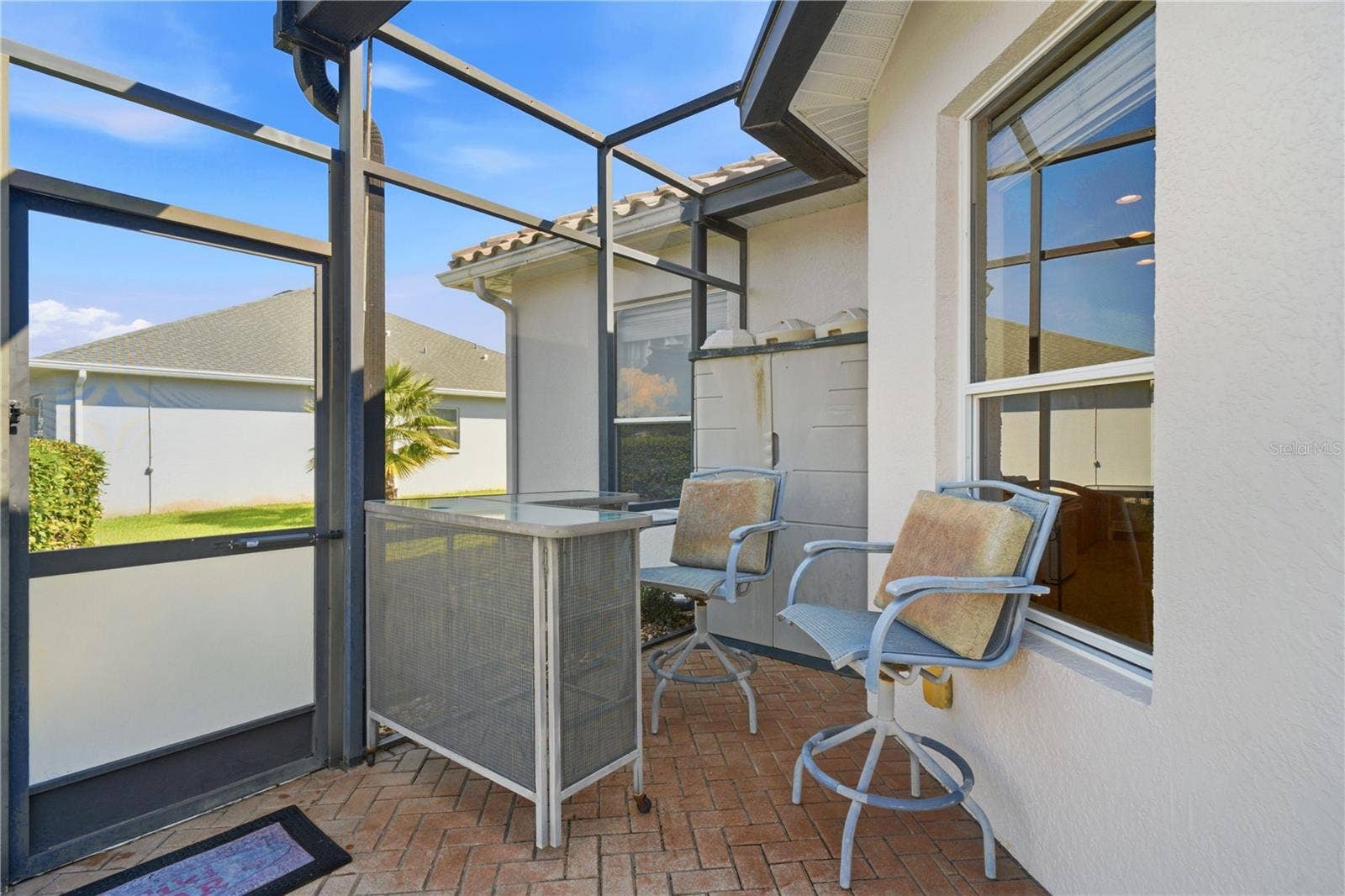 9271 WESTSHORE DRIVE, Weeki Wachee, FL 34613 Screened pool with gas hookup for BBQ