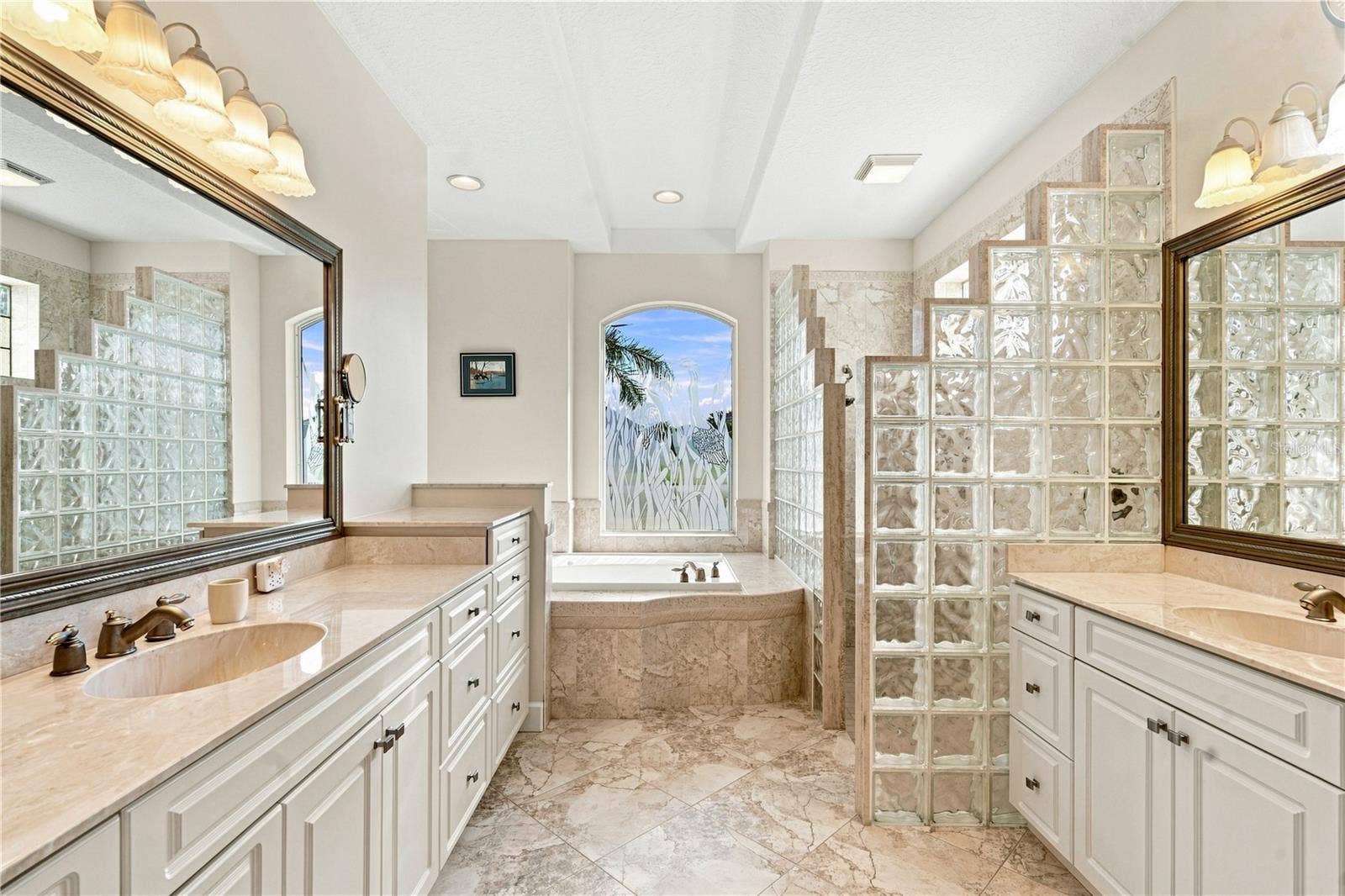 9271 WESTSHORE DRIVE, Weeki Wachee, FL 34613 Primary bathroom bathtub/separate walk-in shower