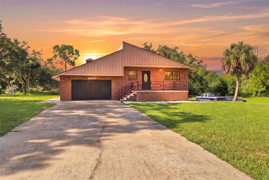 Property photo for 28850 LINDENHURST DRIVE, Wesley Chapel, FL