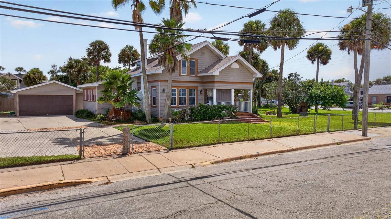 409 S GRANDVIEW AVENUE, Daytona Beach, FL 32118 409 S GRANDVIEW AVENUE, Daytona Beach, FL 32118