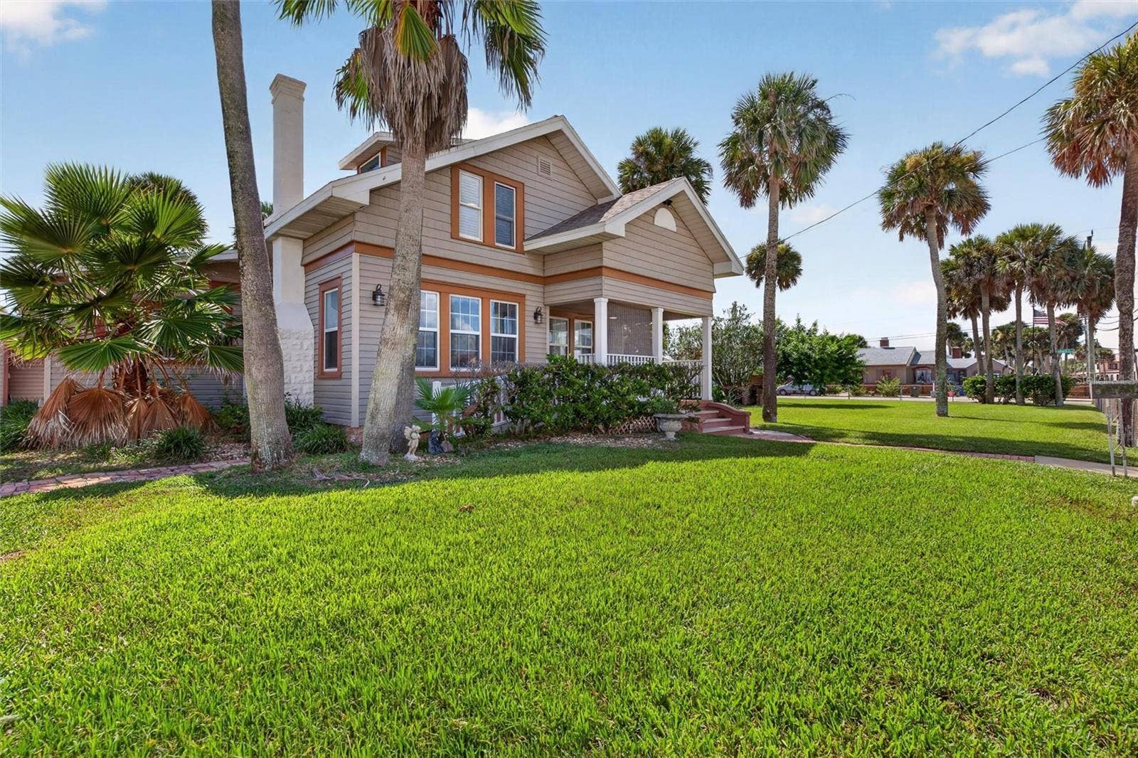 409 S GRANDVIEW AVENUE, Daytona Beach, FL 32118 409 S GRANDVIEW AVENUE, Daytona Beach, FL 32118