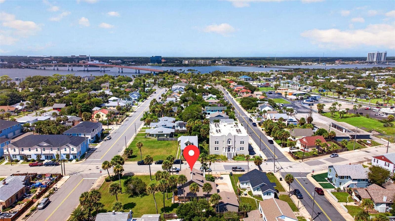409 S GRANDVIEW AVENUE, Daytona Beach, FL 32118 409 S GRANDVIEW AVENUE, Daytona Beach, FL 32118