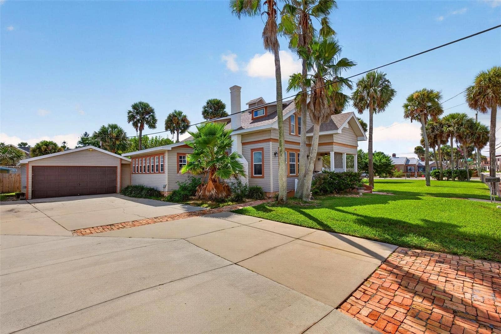 409 S GRANDVIEW AVENUE, Daytona Beach, FL 32118 409 S GRANDVIEW AVENUE, Daytona Beach, FL 32118