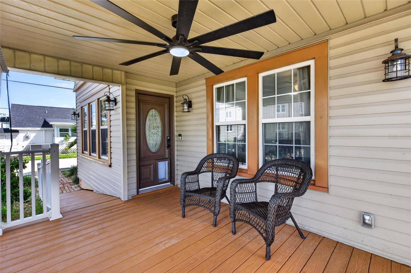 409 S GRANDVIEW AVENUE, Daytona Beach, FL 32118 409 S GRANDVIEW AVENUE, Daytona Beach, FL 32118
