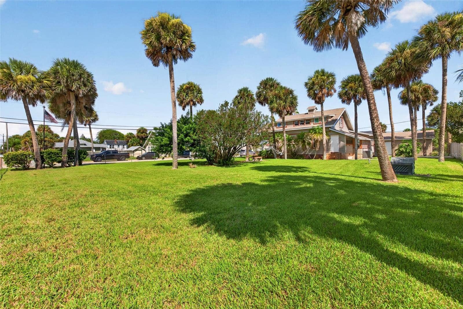 409 S GRANDVIEW AVENUE, Daytona Beach, FL 32118 409 S GRANDVIEW AVENUE, Daytona Beach, FL 32118