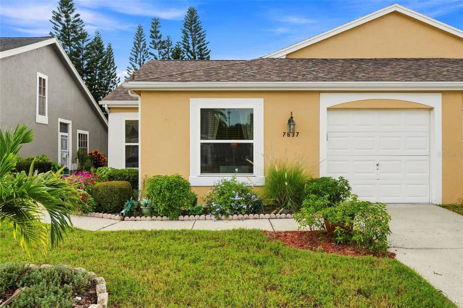 Property photo for 7637 BALHARBOUR DRIVE, New Port Richey, FL