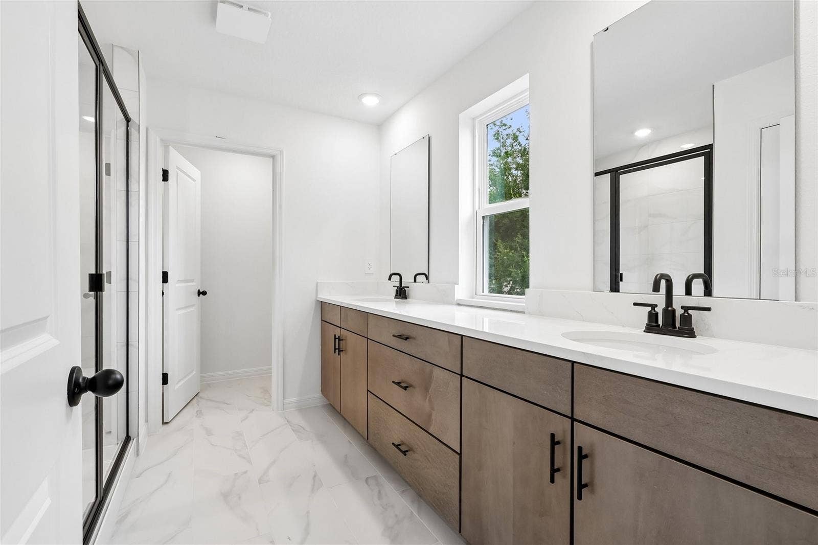 4272 DARBY COURT, Eustis, FL 32736