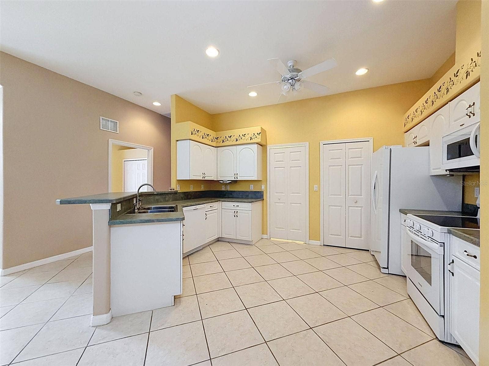 11440 GOLF ROUND DRIVE, New Port Richey, FL 34654 11440 GOLF ROUND DRIVE, New Port Richey, FL 34654