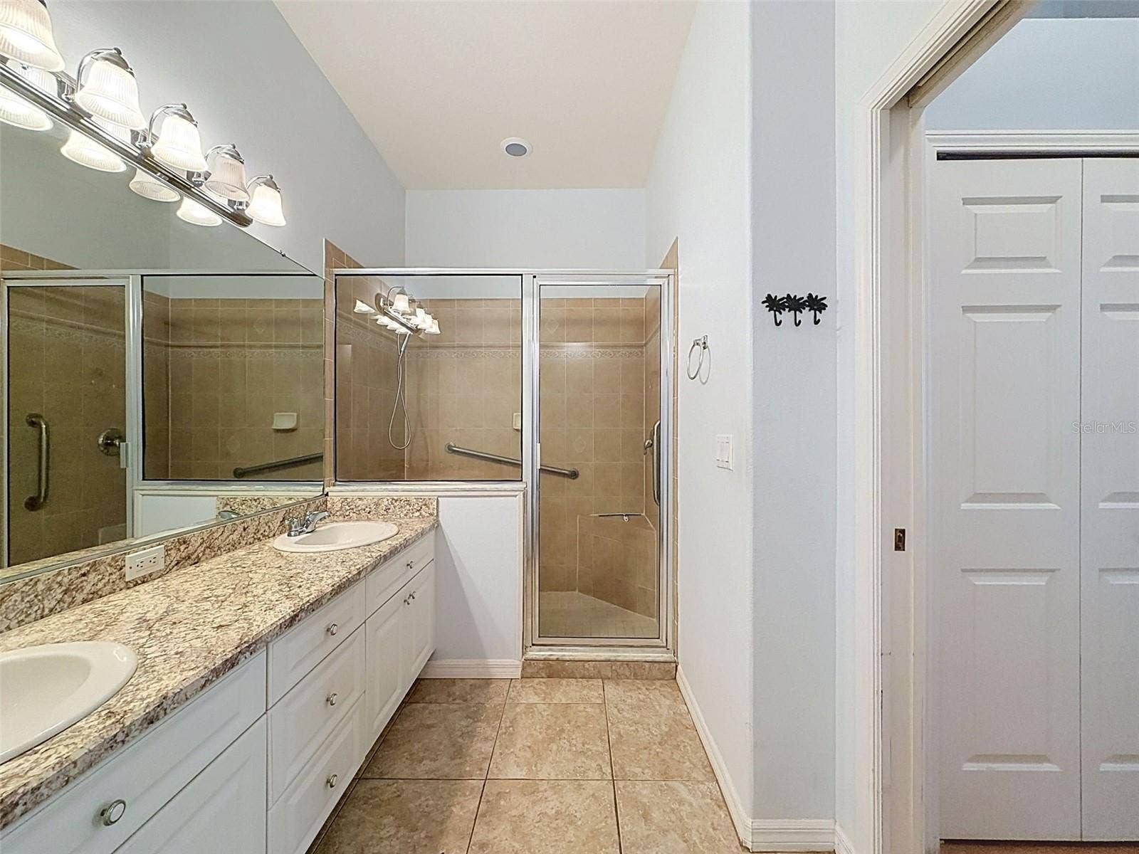 11440 GOLF ROUND DRIVE, New Port Richey, FL 34654 Primary en-suite