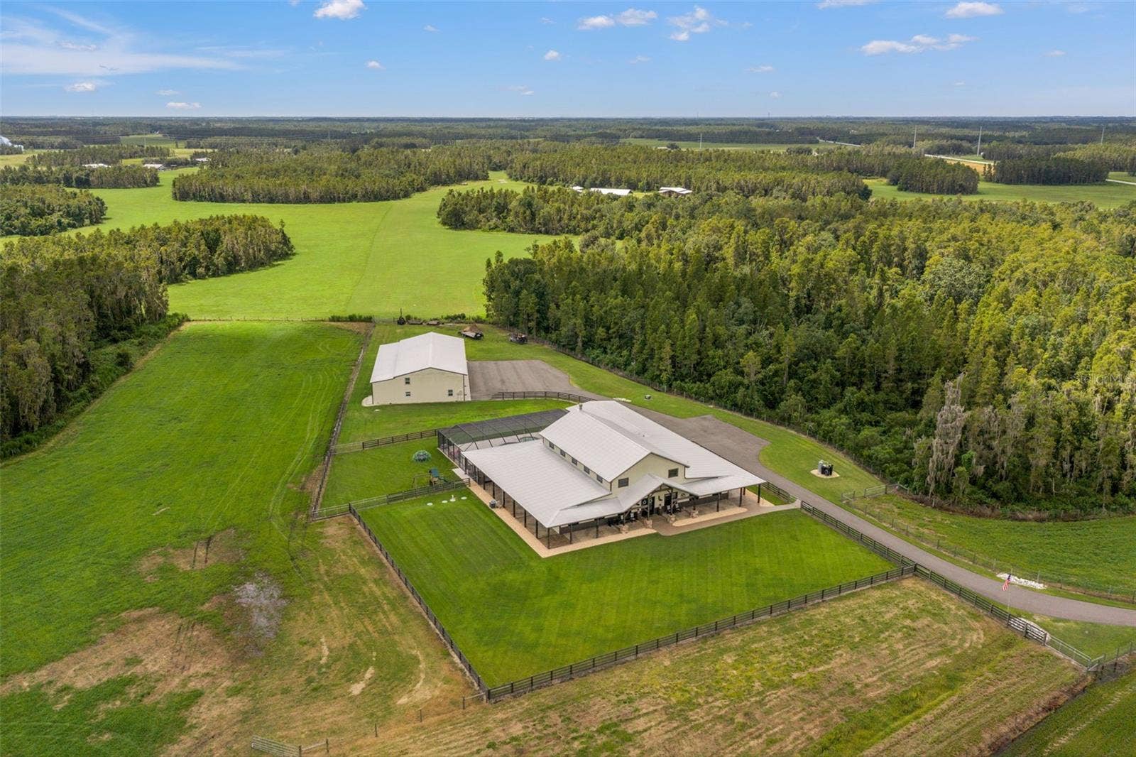 11657 MOORE ROAD, Lakeland, FL 33809 11657 MOORE ROAD, Lakeland, FL 33809