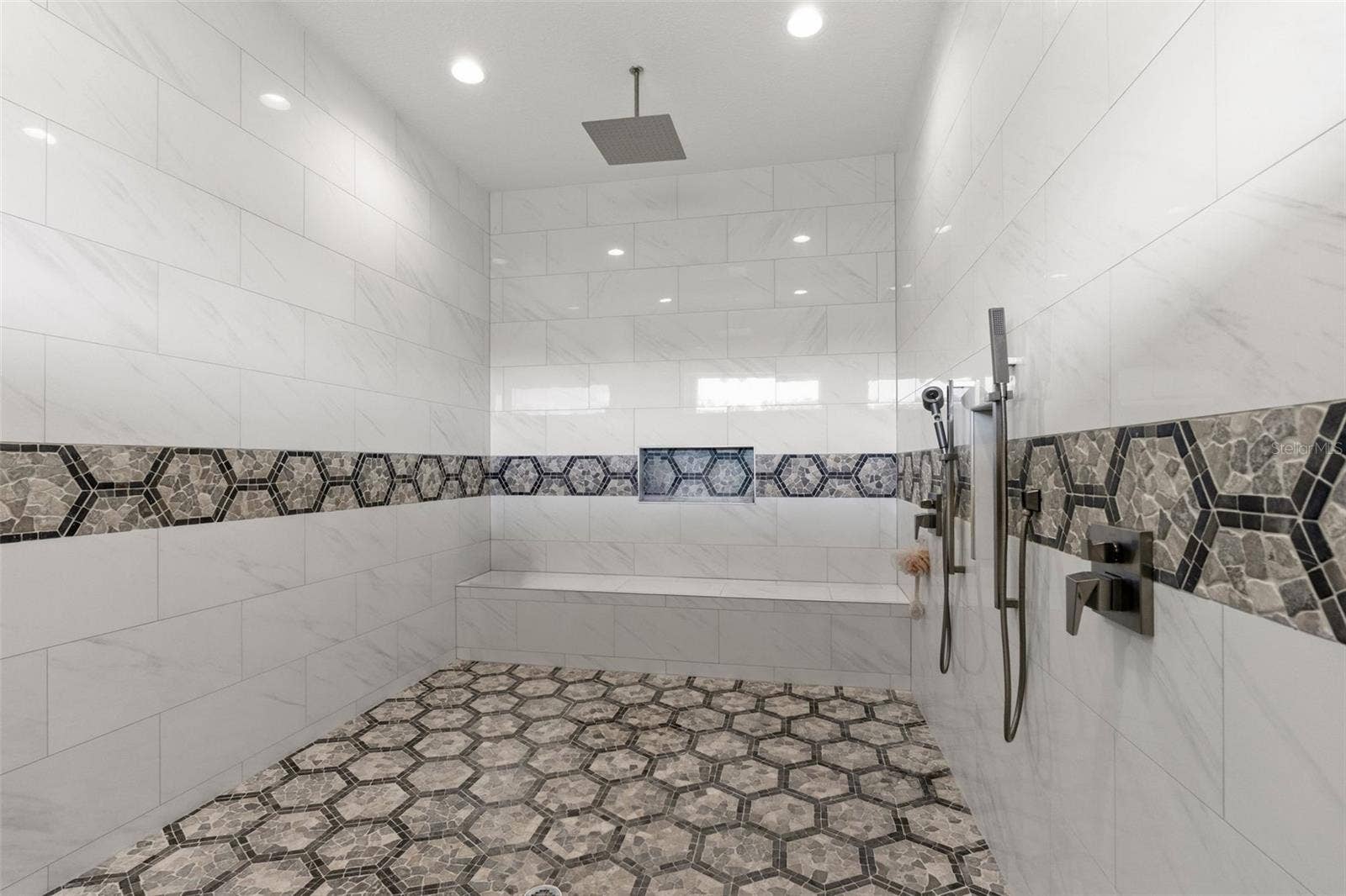11657 MOORE ROAD, Lakeland, FL 33809 11657 MOORE ROAD, Lakeland, FL 33809