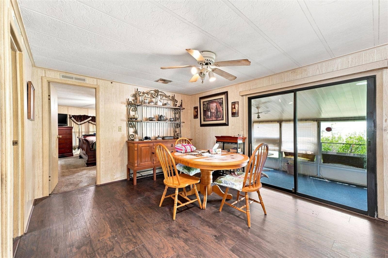 8150 MODENA AVENUE, Brooksville, FL 34613 Dining