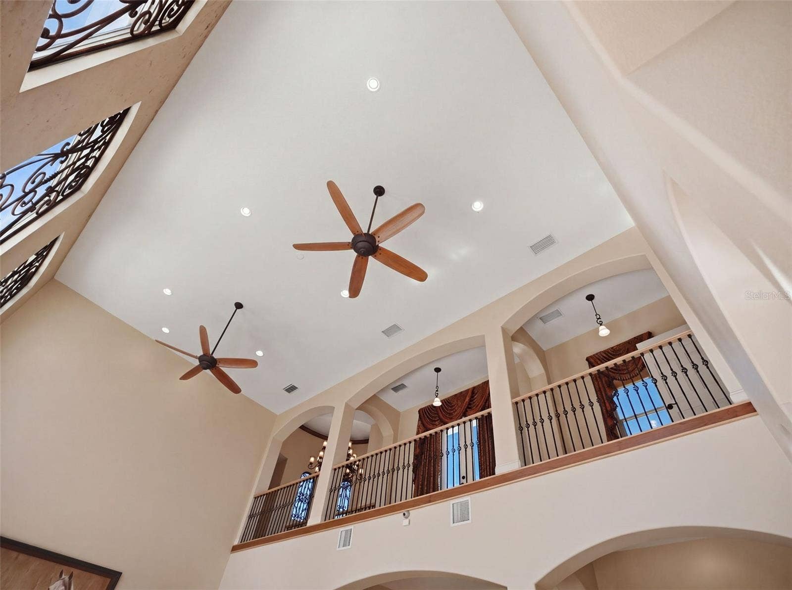 7258 LOBLOLLY COURT, Weeki Wachee, FL 34607