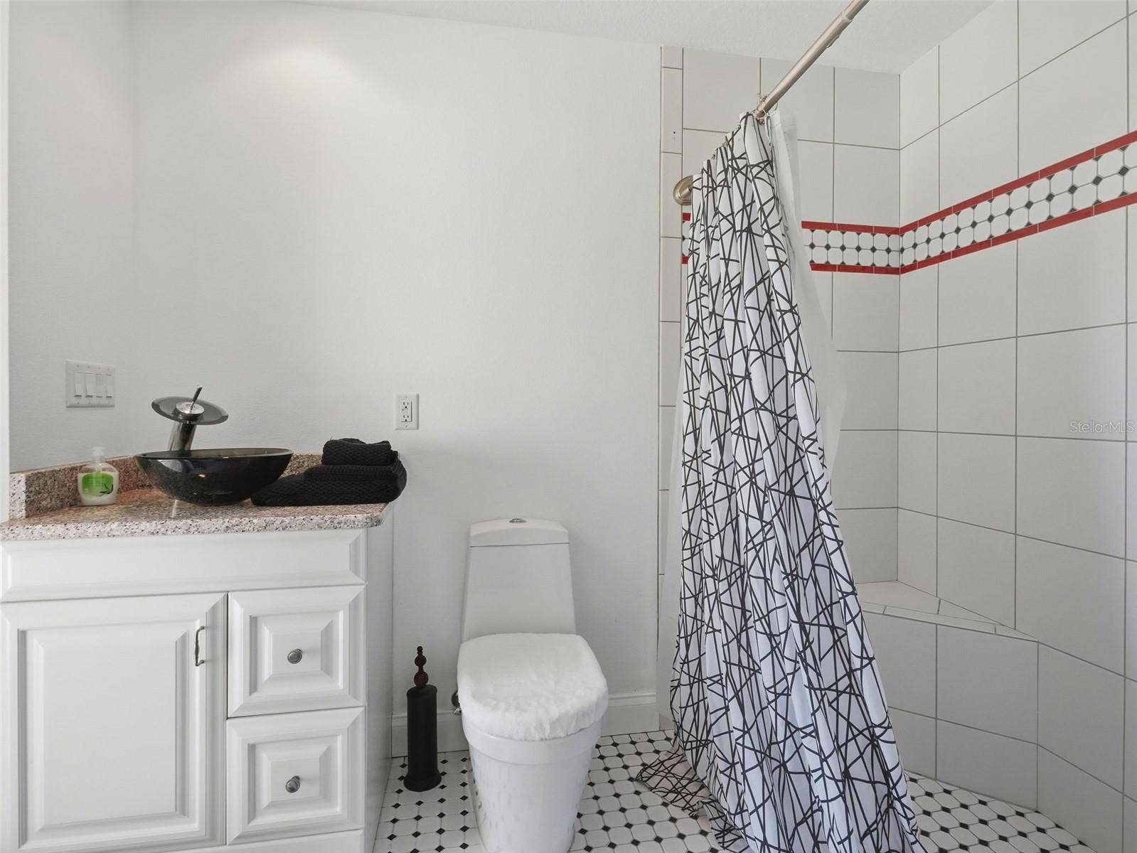 7258 LOBLOLLY COURT, Weeki Wachee, FL 34607