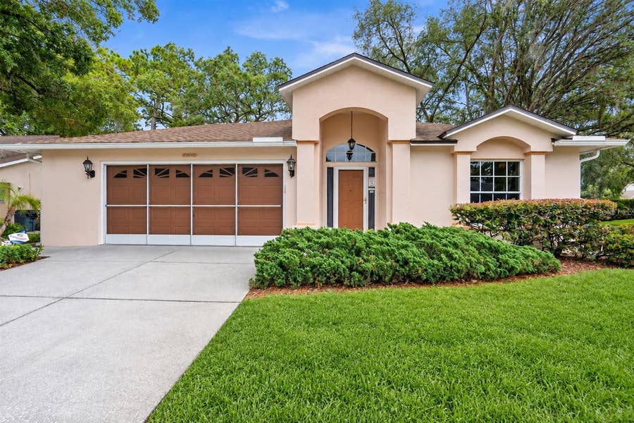 Property photo for 10846 BROOKHAVEN DRIVE, New Port Richey, FL
