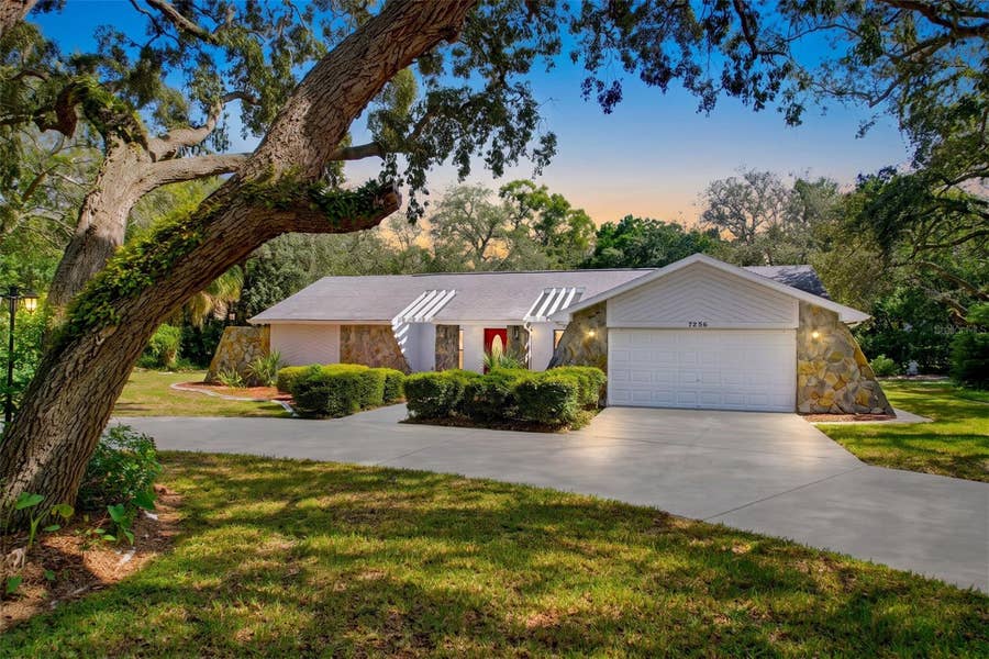 Property photo for 7256 ROYAL OAK DRIVE, Spring Hill, FL