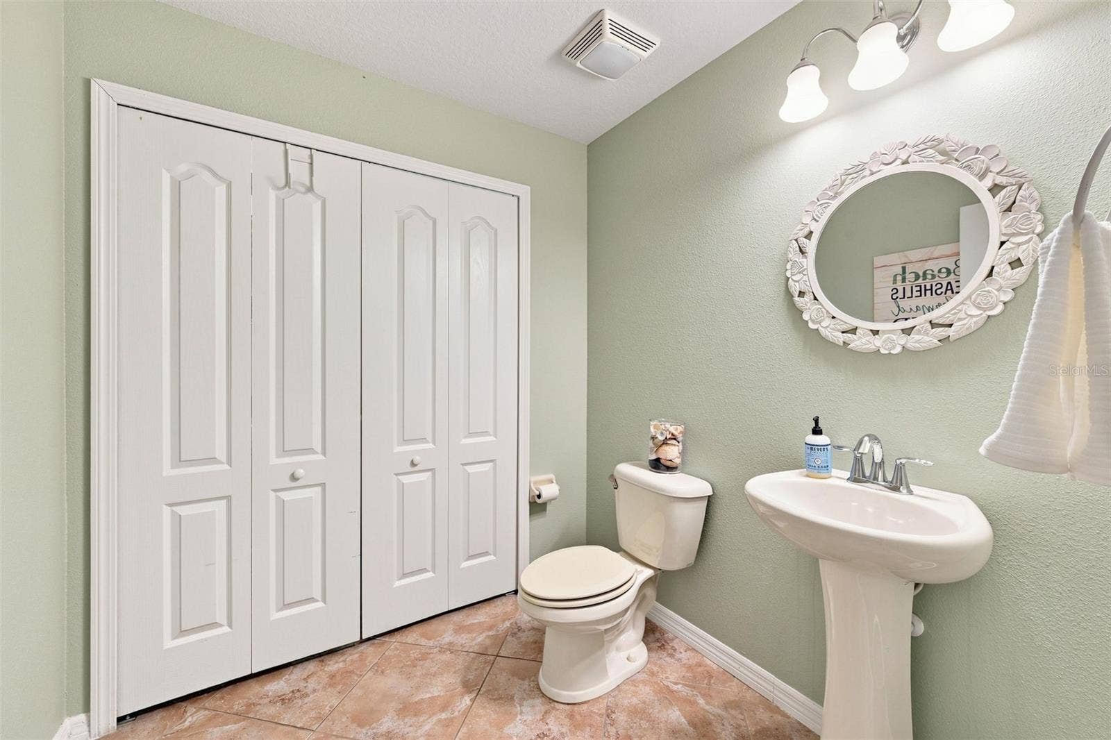 9755 TRUMPET VINE LOOP, New Port Richey, FL 34655 9755 TRUMPET VINE LOOP, New Port Richey, FL 34655