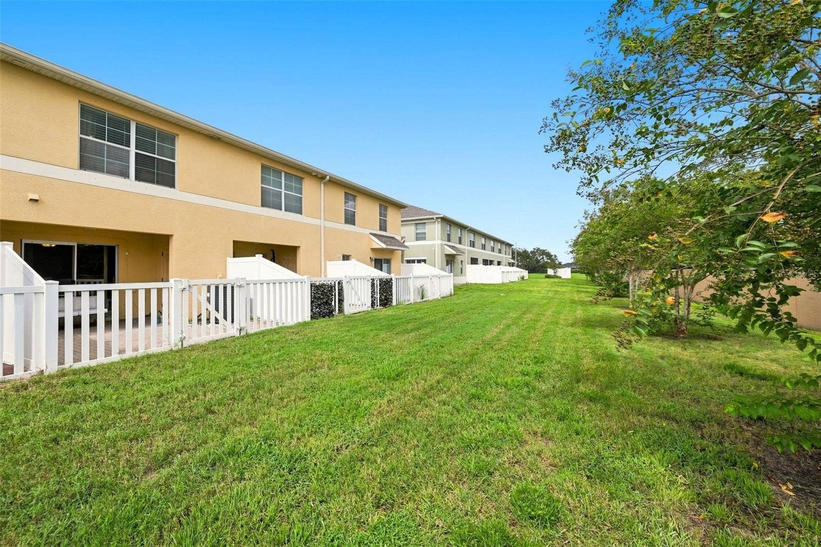 9755 TRUMPET VINE LOOP, New Port Richey, FL 34655 9755 TRUMPET VINE LOOP, New Port Richey, FL 34655