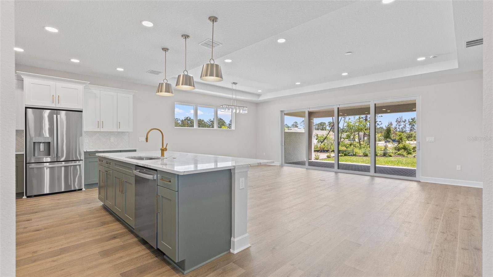 1293 TWIN FARMS COURT, Deland, FL 32724 Kitchen