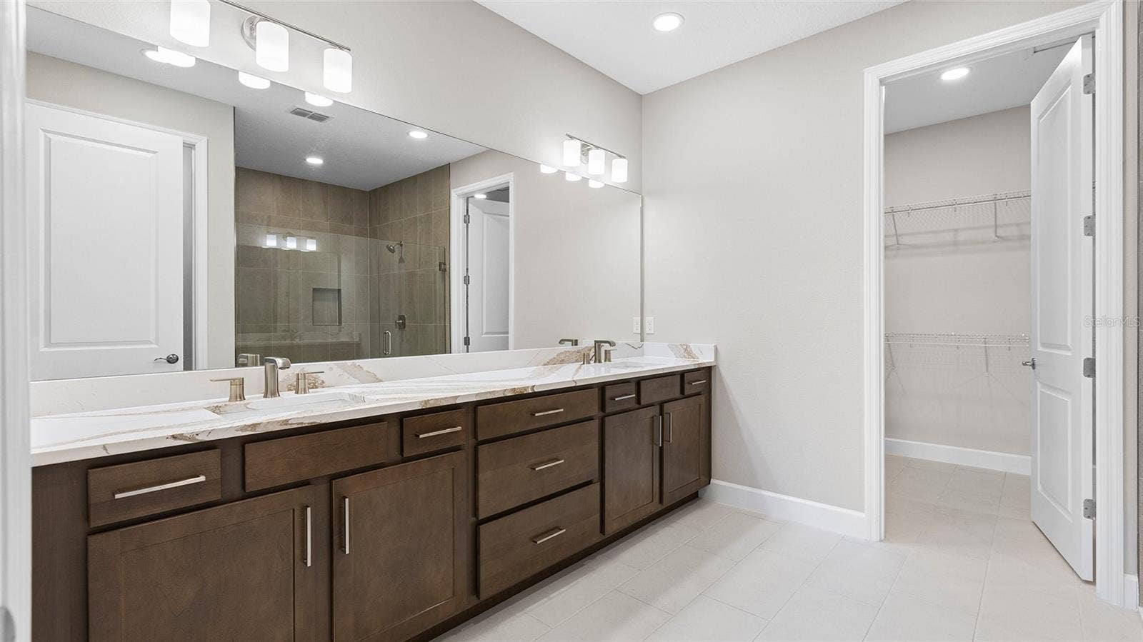 1293 TWIN FARMS COURT, Deland, FL 32724 Owner's Bath
