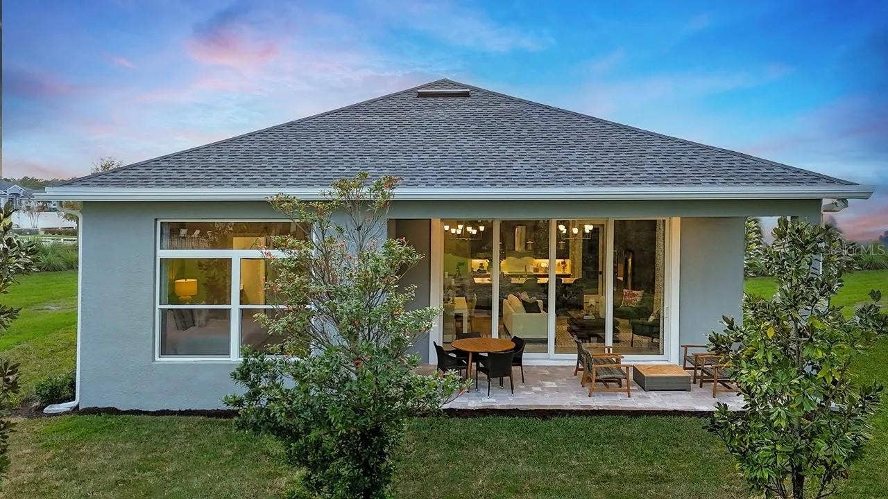 1633 LAKE RESERVE DRIVE, Deland, FL 32724 1633 LAKE RESERVE DRIVE, Deland, FL 32724