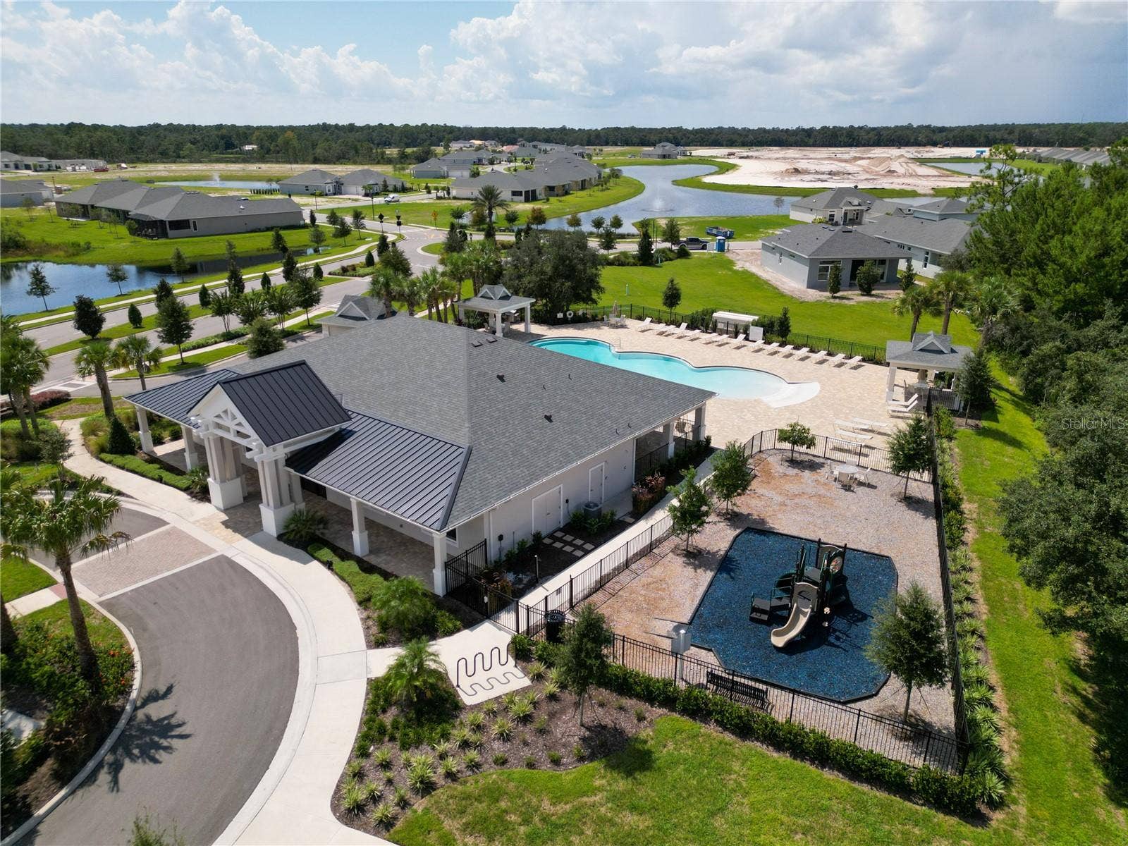 1633 LAKE RESERVE DRIVE, Deland, FL 32724 1633 LAKE RESERVE DRIVE, Deland, FL 32724