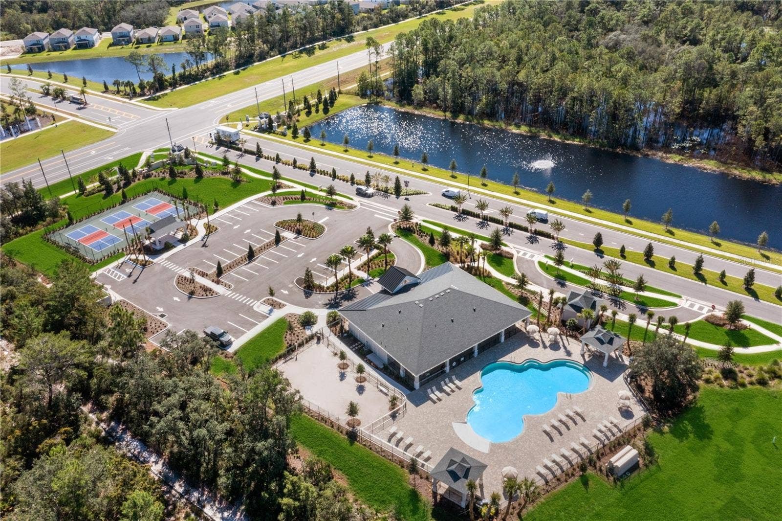 1633 LAKE RESERVE DRIVE, Deland, FL 32724 1633 LAKE RESERVE DRIVE, Deland, FL 32724