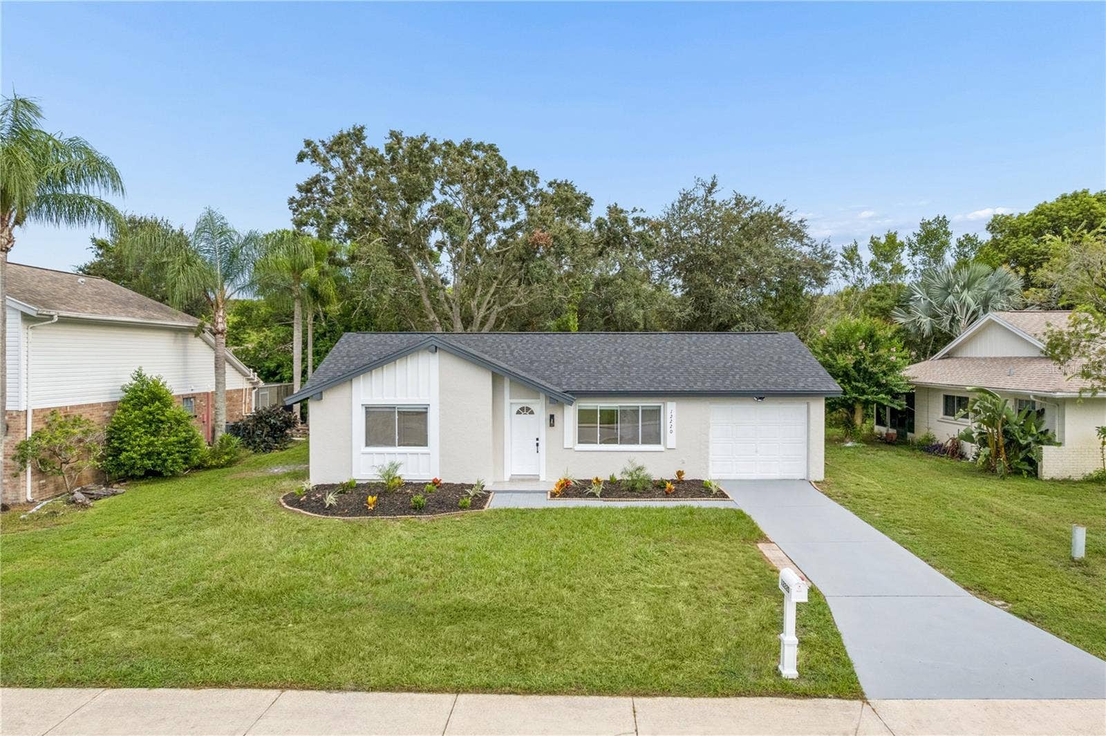 12220 MEADOWBROOK LANE, Hudson, FL 34667 12220 MEADOWBROOK LANE, Hudson, FL 34667