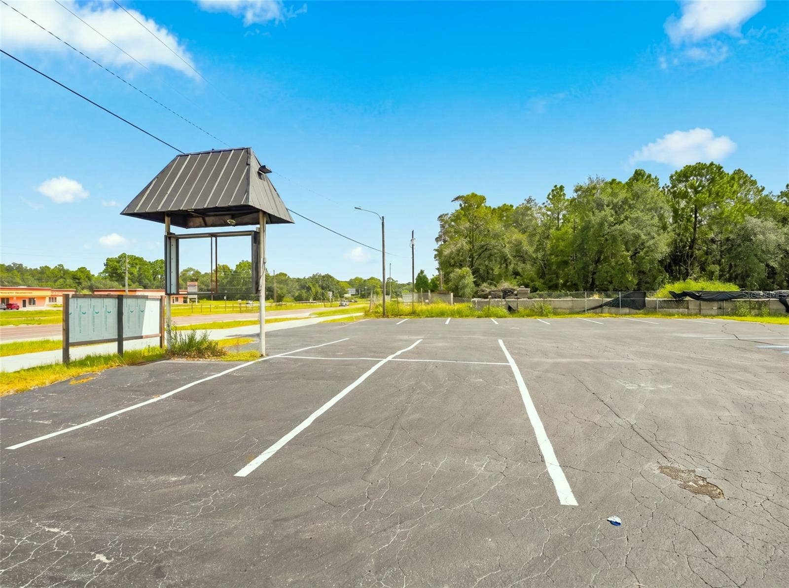 15440 CORTEZ BOULEVARD, Brooksville, FL 34613 15440 CORTEZ BOULEVARD, Brooksville, FL 34613