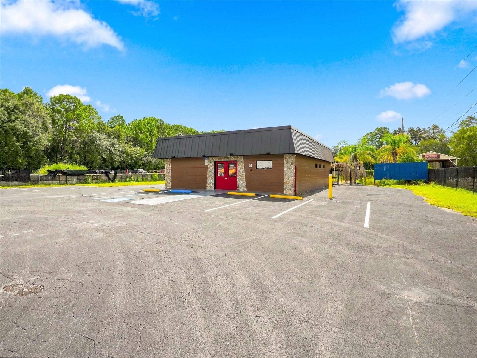 15440 CORTEZ BOULEVARD, Brooksville, FL 34613 15440 CORTEZ BOULEVARD, Brooksville, FL 34613