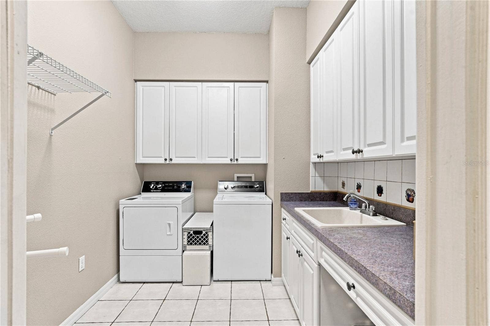 8698 MISSISSIPPI RUN, Weeki Wachee, FL 34613 8698 MISSISSIPPI RUN, Weeki Wachee, FL 34613