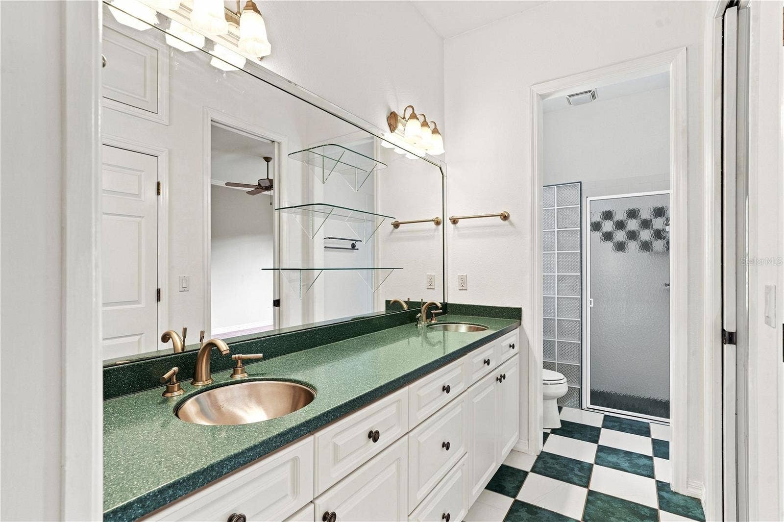 8698 MISSISSIPPI RUN, Weeki Wachee, FL 34613 8698 MISSISSIPPI RUN, Weeki Wachee, FL 34613