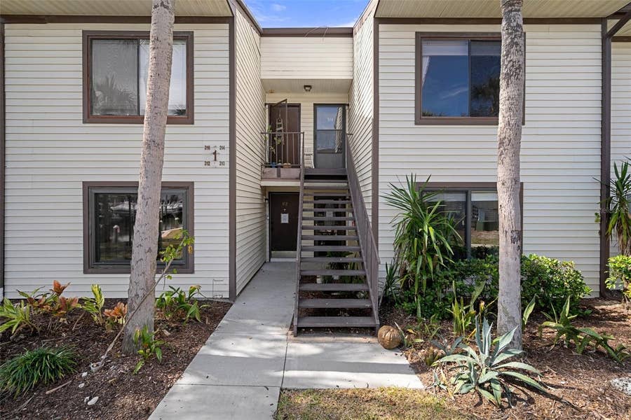 Property photo for 314 MOORINGS COVE DRIVE, Tarpon Springs, FL