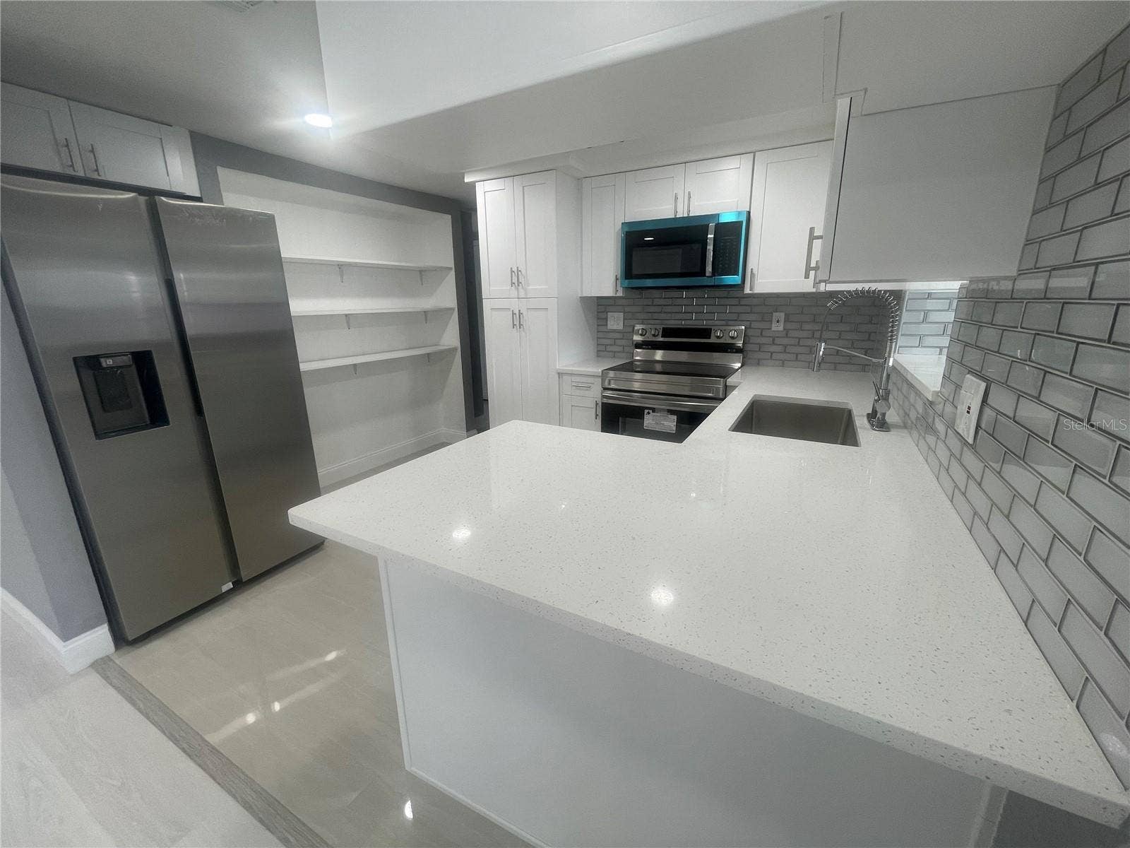 7025 CUTTY SARK DRIVE, Port Richey, FL 34668 KITCHEN