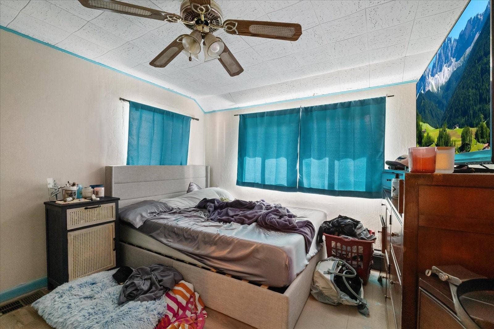 5401 21ST AVENUE S, Gulfport, FL 33707 5401 21ST AVENUE S, Gulfport, FL 33707