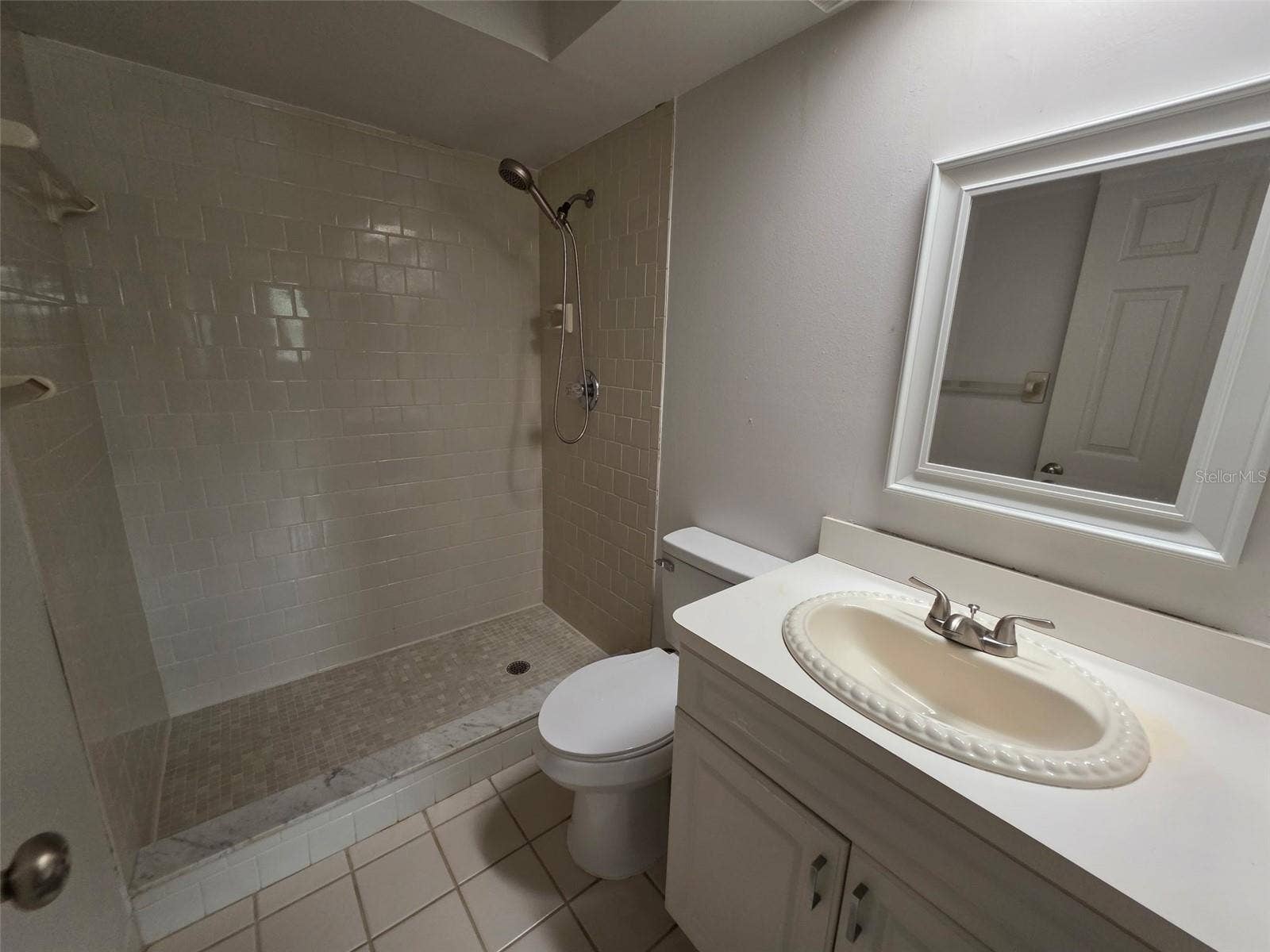 7400 SPRING HILL DRIVE, #113, Spring Hill, FL 34606 7400 SPRING HILL DRIVE, #113, Spring Hill, FL 34606