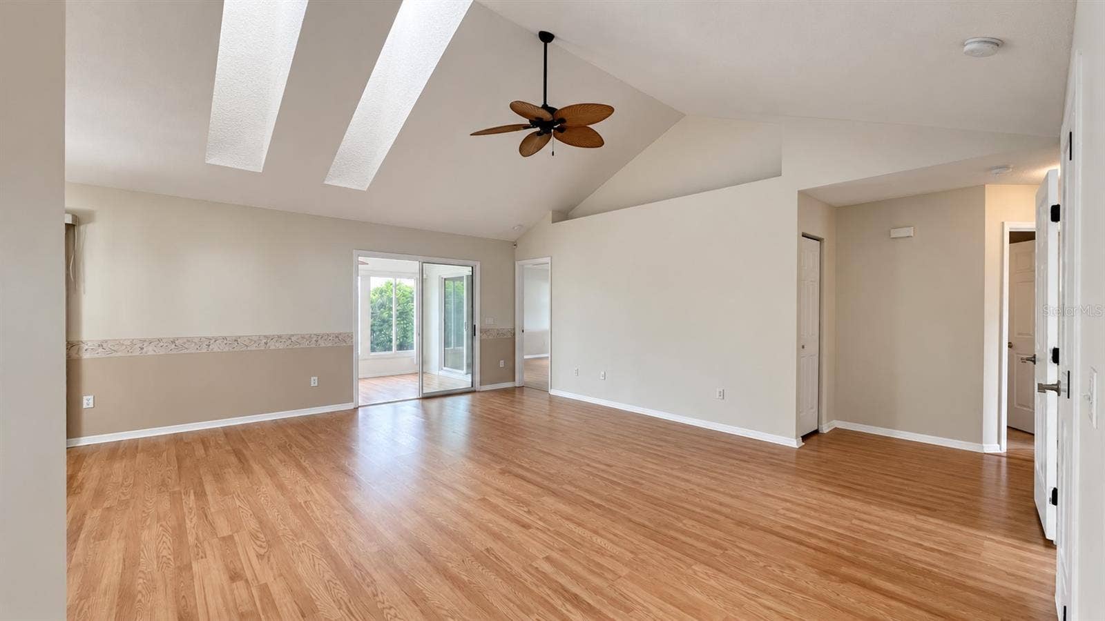 6501 SW 84TH PLACE ROAD, Ocala, FL 34476 HIGH ceilings with natural light from the NEW skylights.