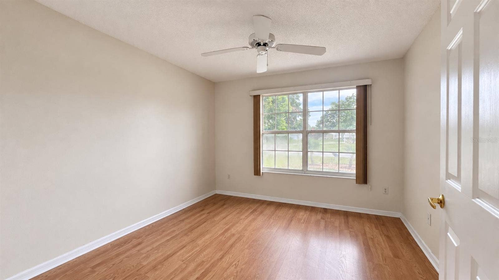 6501 SW 84TH PLACE ROAD, Ocala, FL 34476 2 of 3 total bedrooms unstaged.