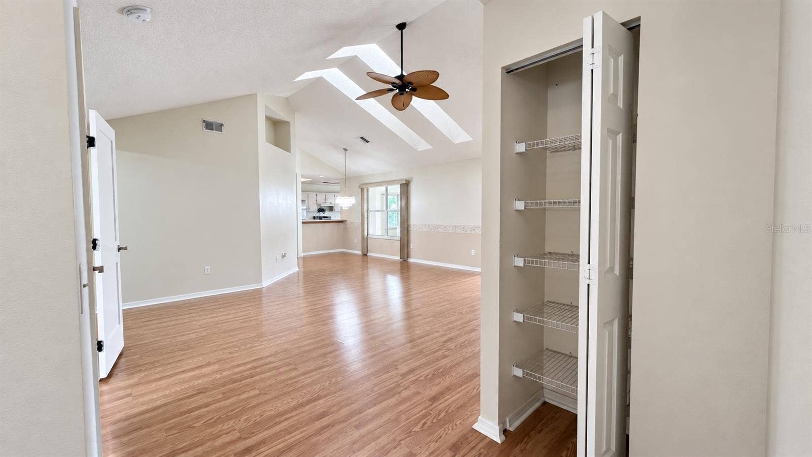 6501 SW 84TH PLACE ROAD, Ocala, FL 34476 HIGH ceilings with natural light from the NEW skylights.