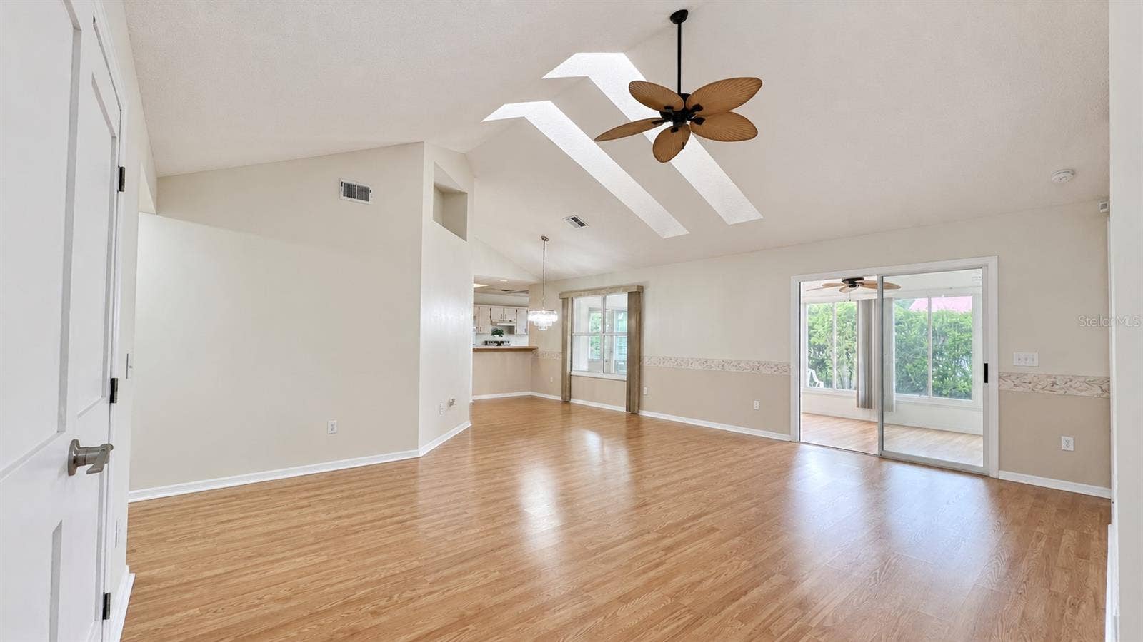 6501 SW 84TH PLACE ROAD, Ocala, FL 34476 HIGH ceilings with natural light from the NEW skylights.