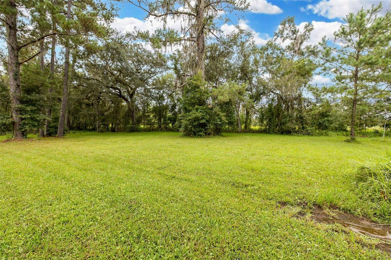 1205 S MAIN STREET, Brooksville, FL 34601 1205 S MAIN STREET, Brooksville, FL 34601