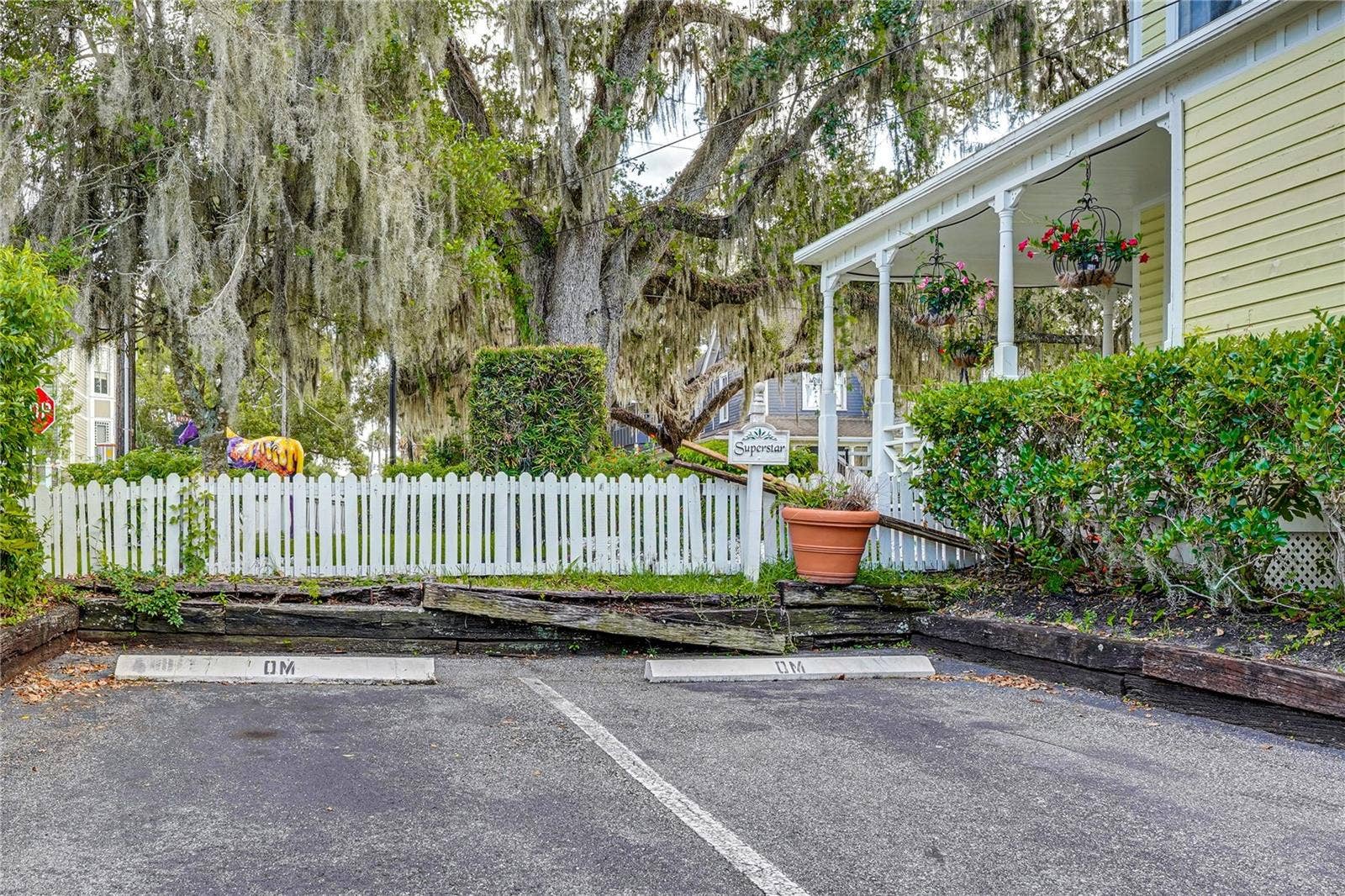 743 E FORT KING STREET, Ocala, FL 34471 Parking Area and Side Entry
